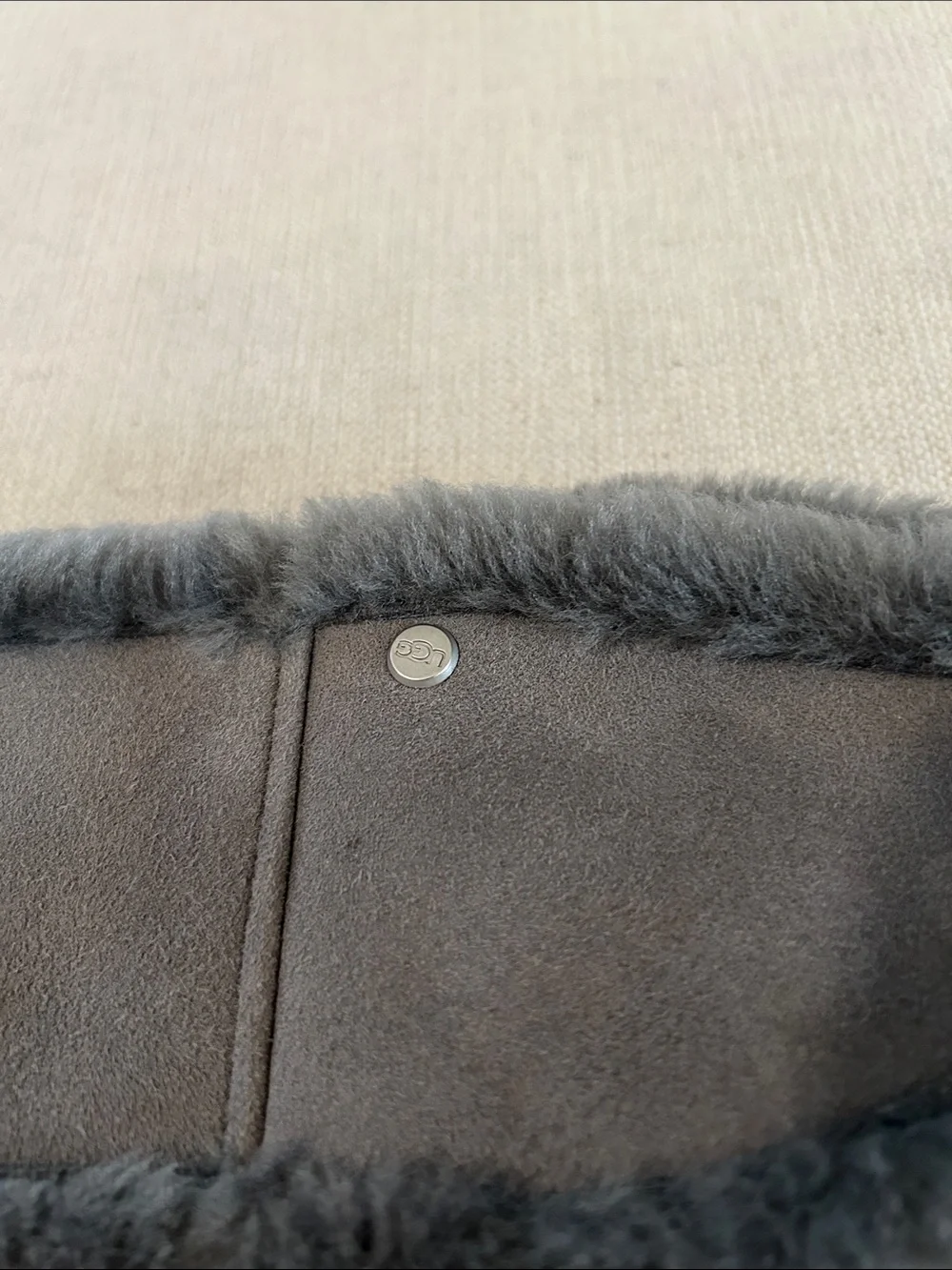 UGG Genuine Shearling Sheepskin Reversible Headband Gray L/XL, NWOT